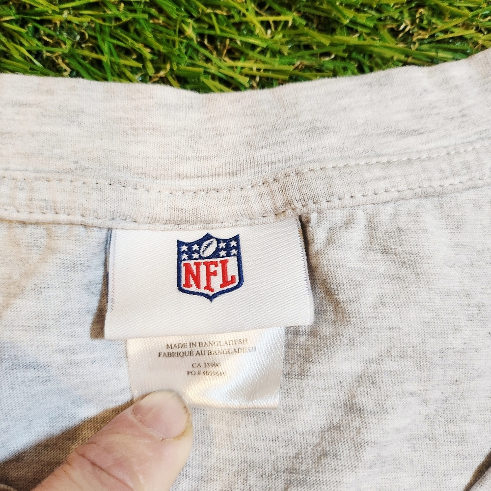 Vintage 90s Y2k NFL Miami Dolphins Football Gray Tee NFL Rare - Picture 4 of 5